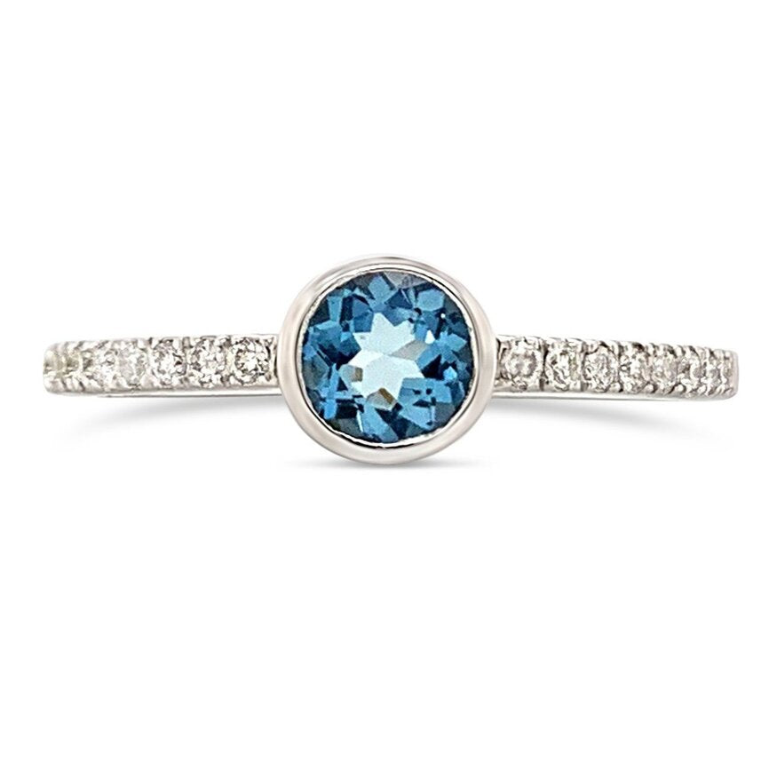 LeVian Ring featuring Aquamarine White Diamonds set in 14K White Gold