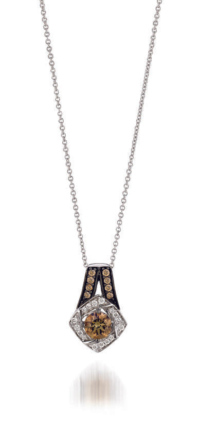 14K WHITE GOLD DIAMOND  PENDANT