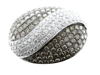 18K WHITE GOLD DIAMOND  RING